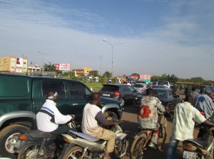 Au rond-point de la patte d'oie